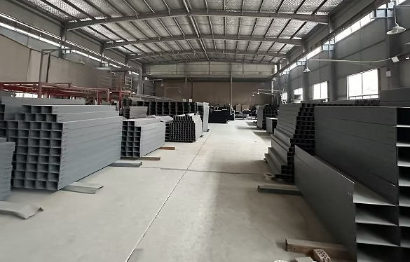 兰州桥架厂：打造安全、环保的电缆通道！