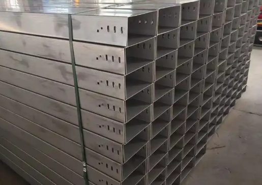 兰州桥架厂铸就品质，让桥架跨度更大，可操作性更高！