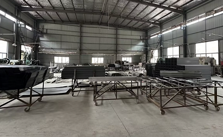 兰州桥架厂的生产流程，科技与人力的相互结合！