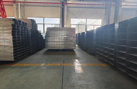 兰州桥架厂VS经销商：在价格与货源稳定上有压倒性优势！